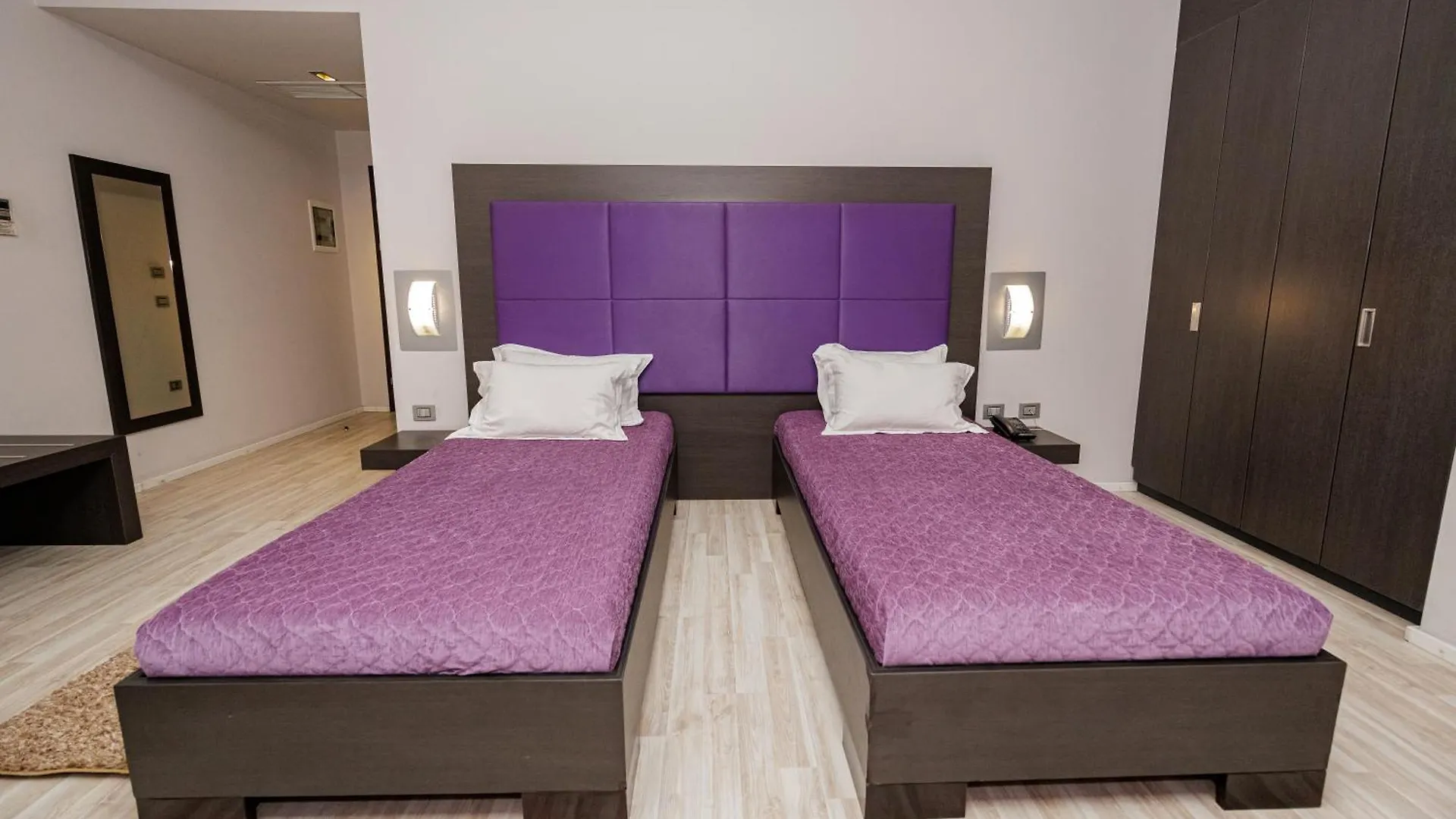 Sky Hotel Tirana