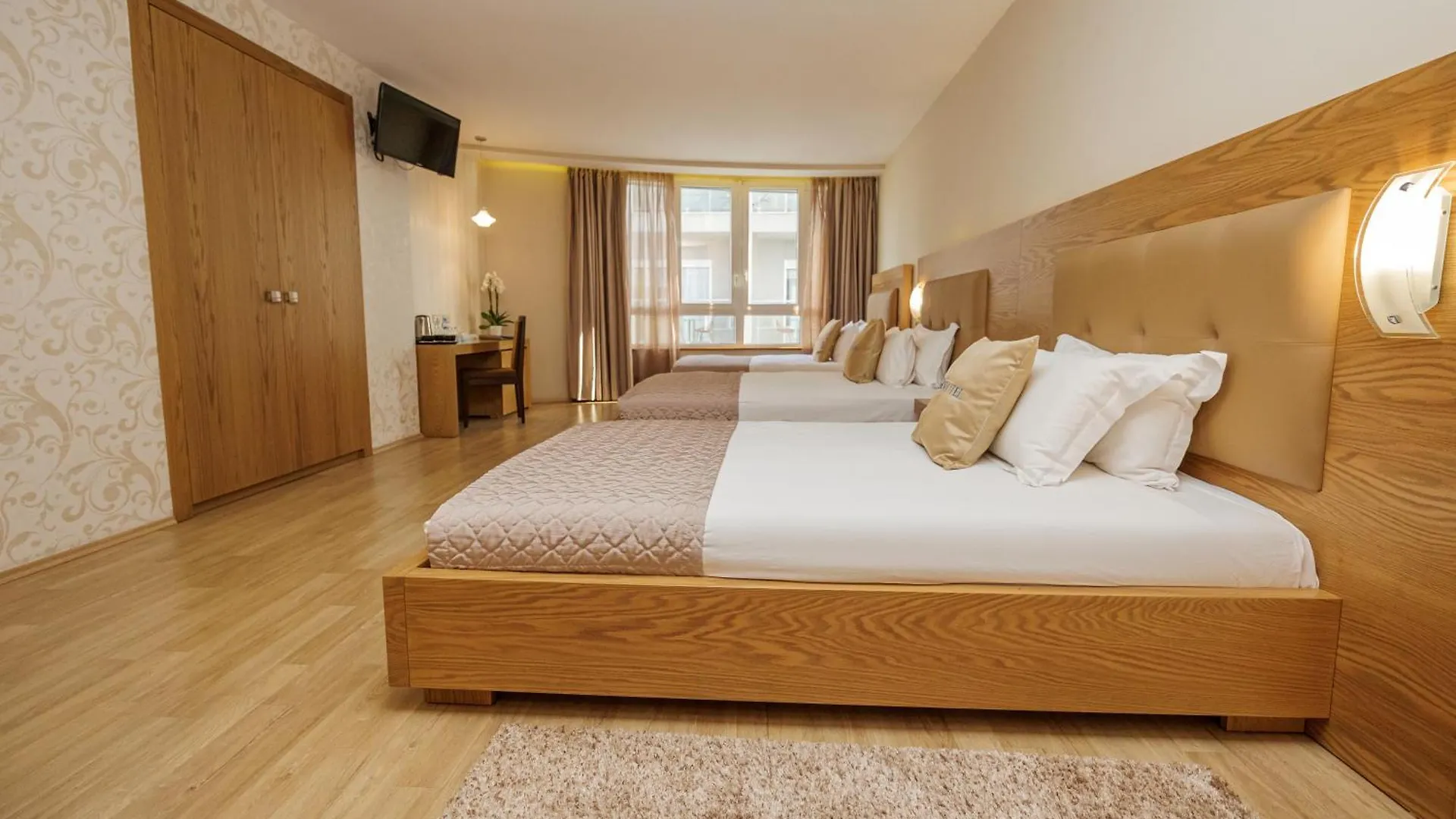 Sky Hotel Tirana