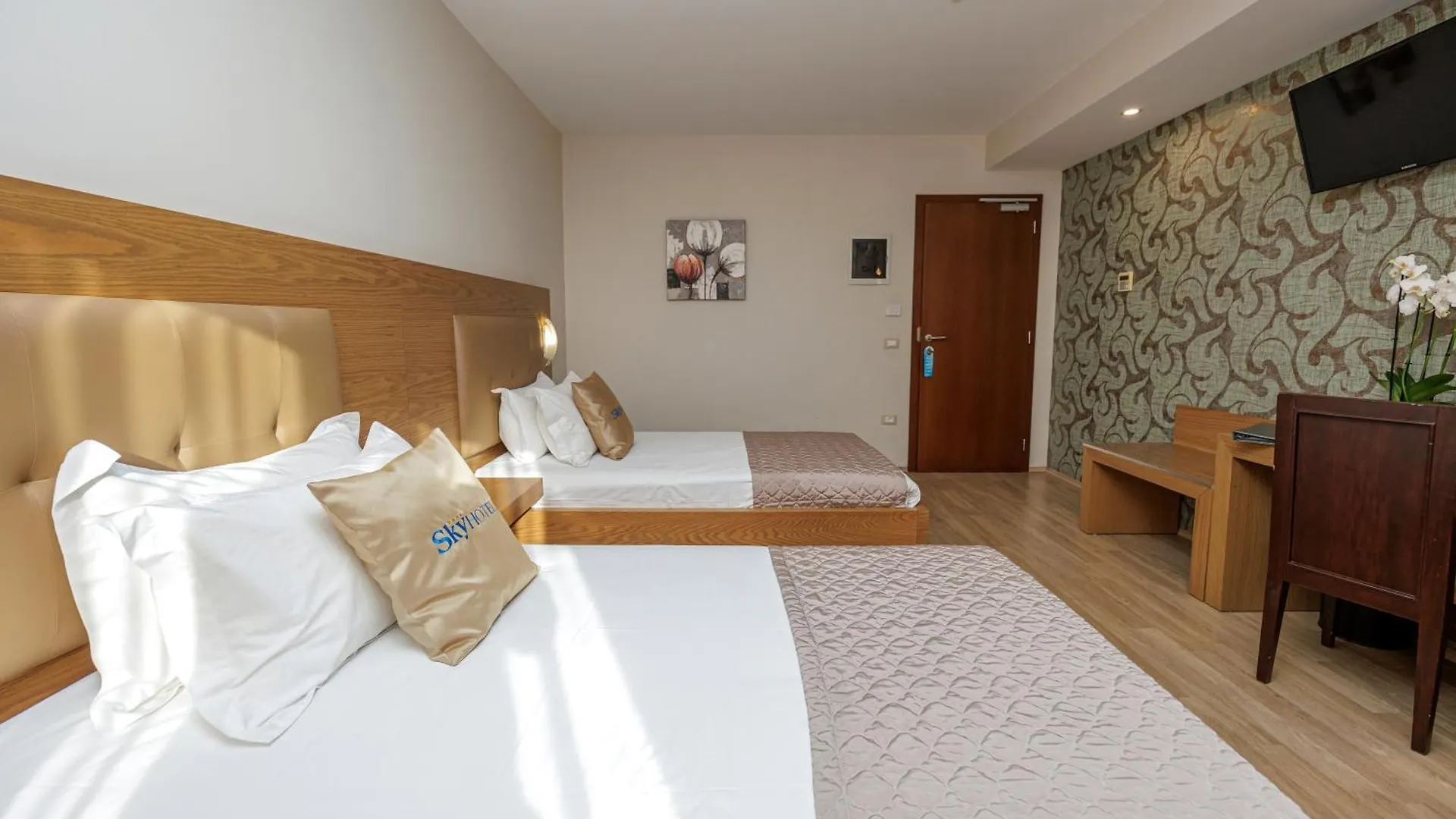 Sky Hotel Tirana